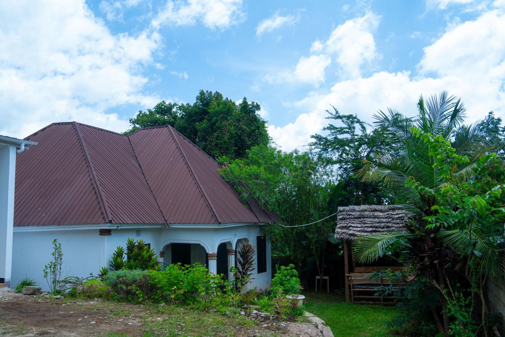 New Dream House Bed & Breakfast Arusha Exterior photo