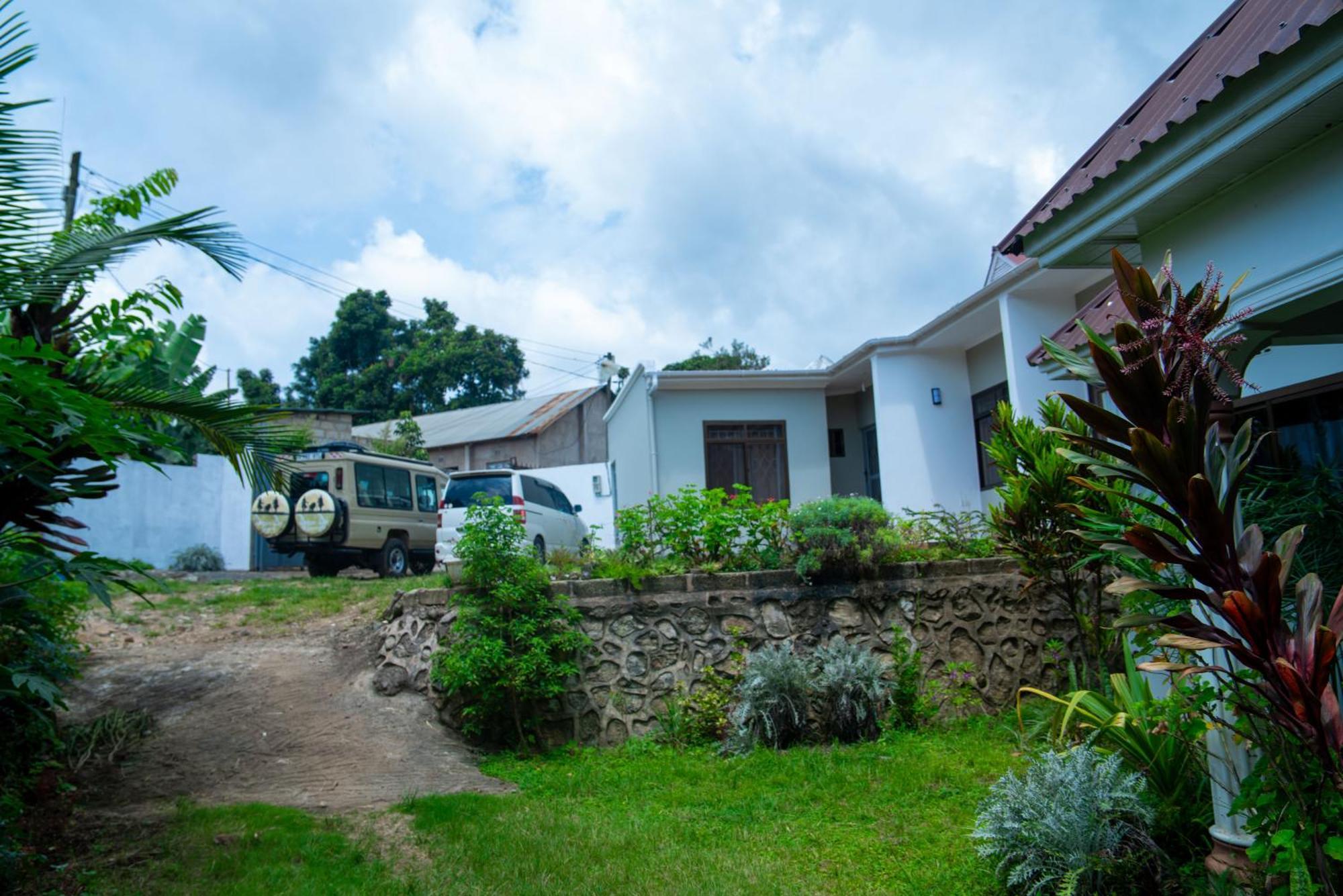 New Dream House Bed & Breakfast Arusha Exterior photo